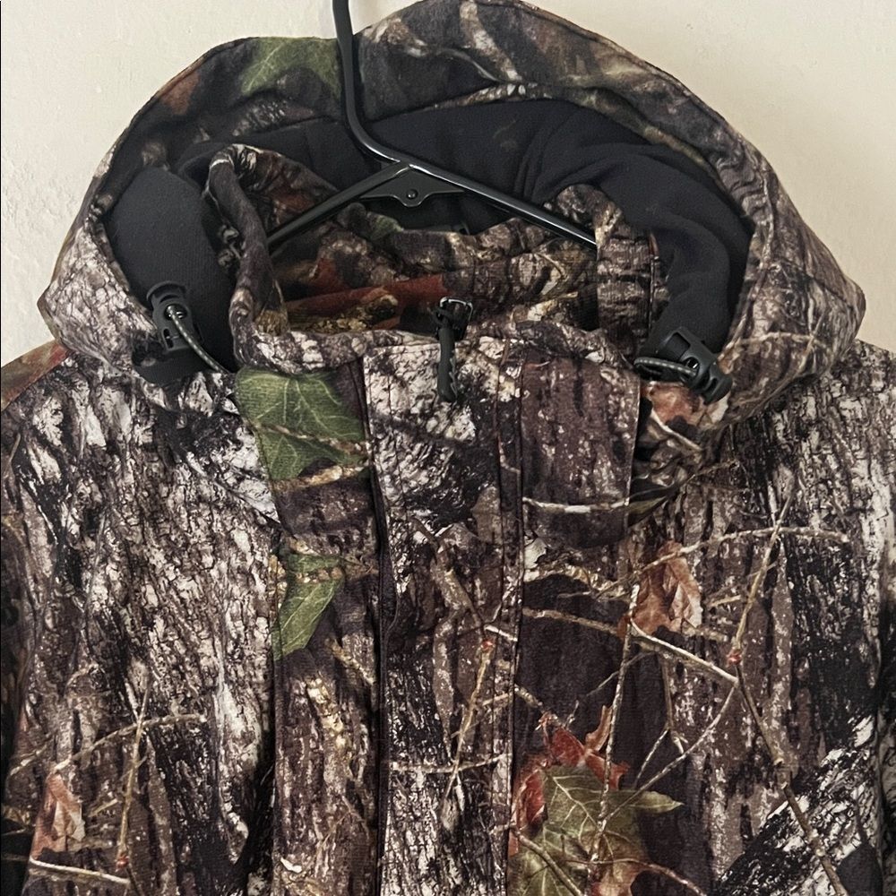 Cabela's Whitetail Real Tree Camo Hooded Gore-Tex Hunting Jacket in Size XL - Picture 3 of 16